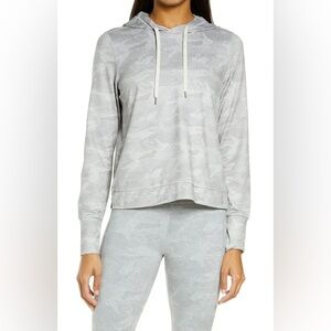 Vuori Halo Essential Hoodie
